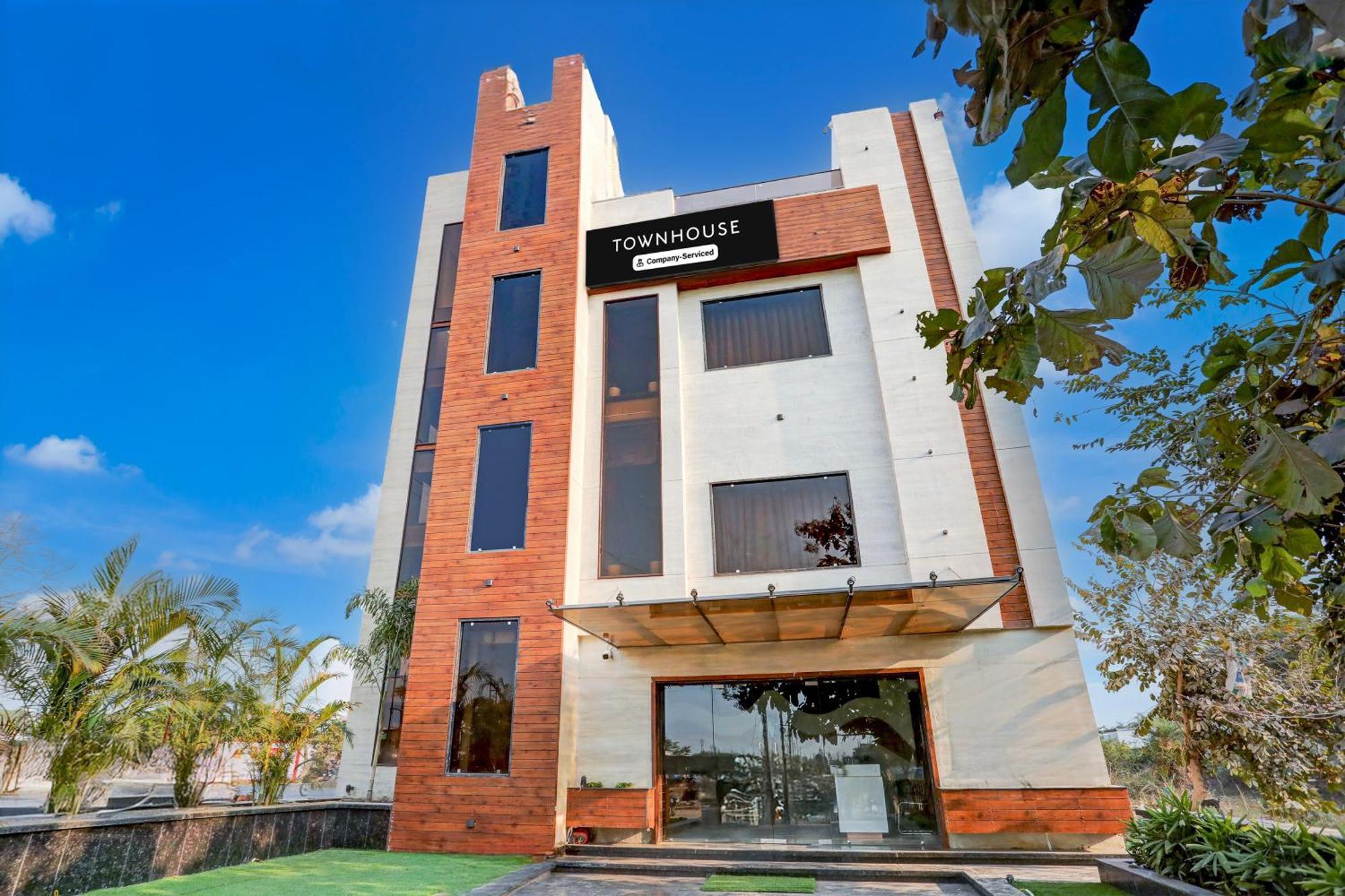 Hotel Super Collection O Belgacihia Near Kolkata Railway Station Gwalior Exterior foto
