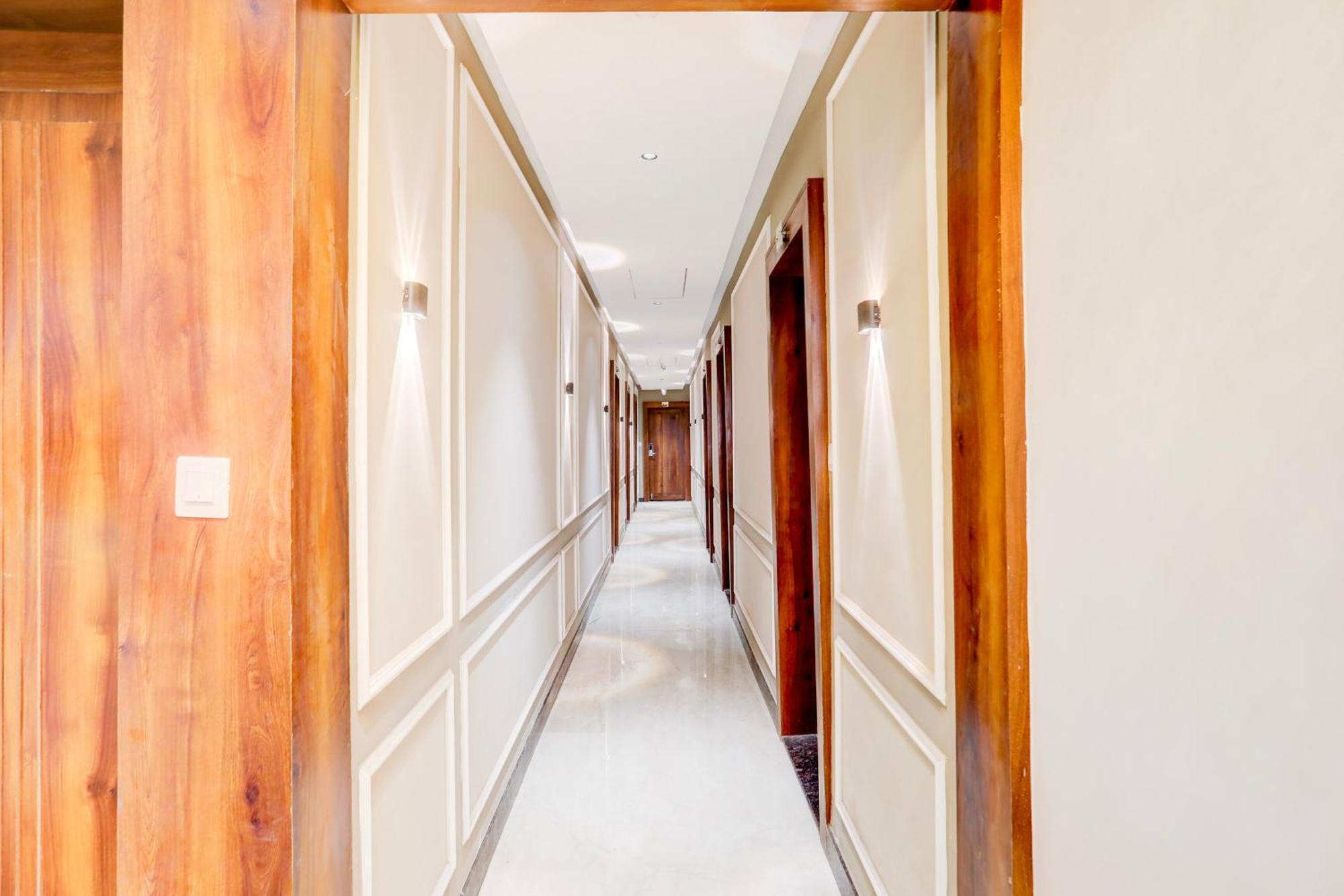 Hotel Super Collection O Belgacihia Near Kolkata Railway Station Gwalior Exterior foto