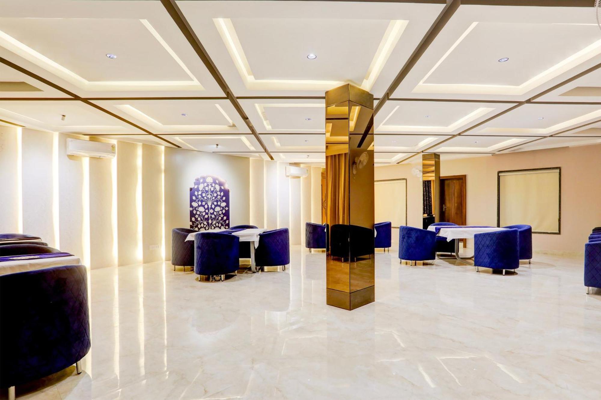 Hotel Super Collection O Belgacihia Near Kolkata Railway Station Gwalior Exterior foto