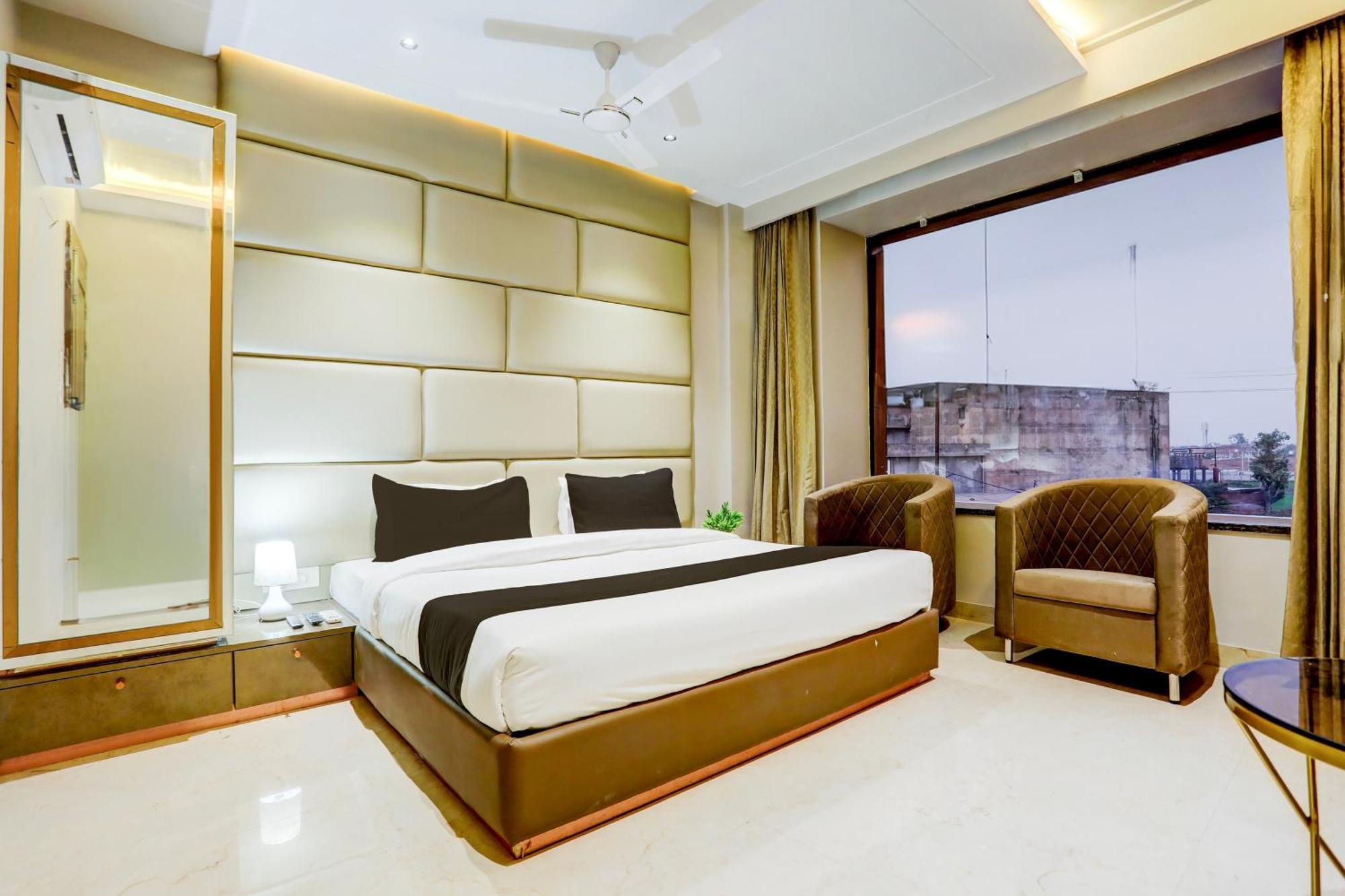 Hotel Super Collection O Belgacihia Near Kolkata Railway Station Gwalior Exterior foto
